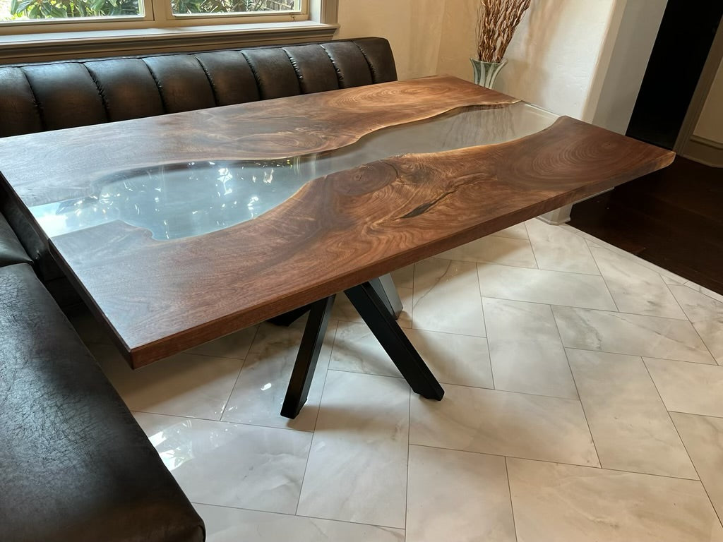 Modern Spider Table