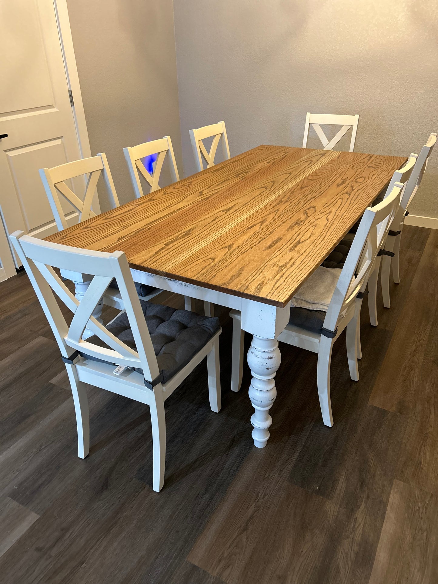Divine Farmhouse Table