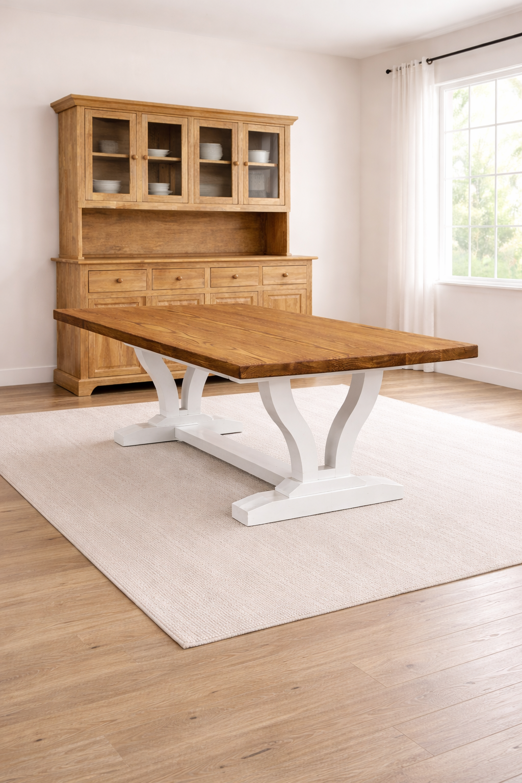 Tangie-Lou Table